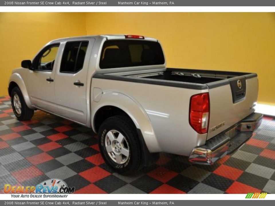2008 Nissan Frontier SE Crew Cab 4x4 Radiant Silver / Steel Photo #3