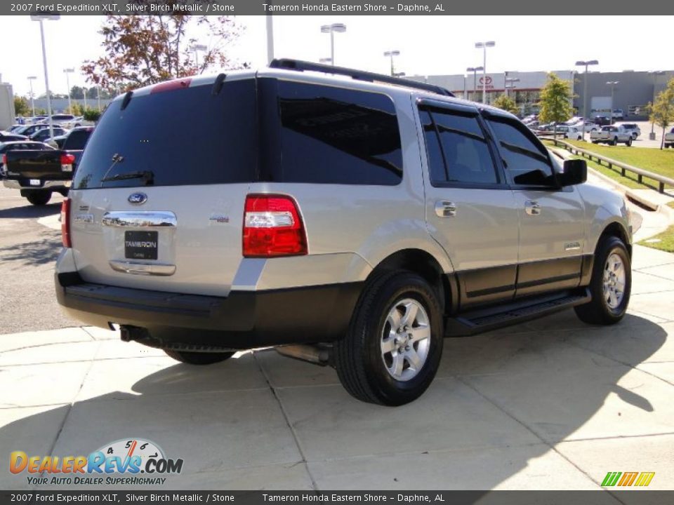 2007 Ford Expedition XLT Silver Birch Metallic / Stone Photo #5
