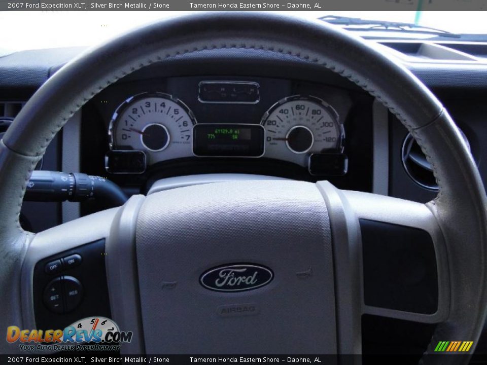 2007 Ford Expedition XLT Silver Birch Metallic / Stone Photo #16