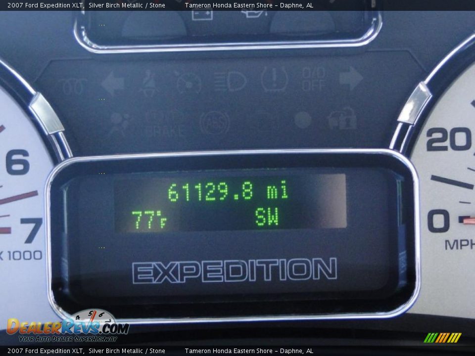 2007 Ford Expedition XLT Silver Birch Metallic / Stone Photo #18