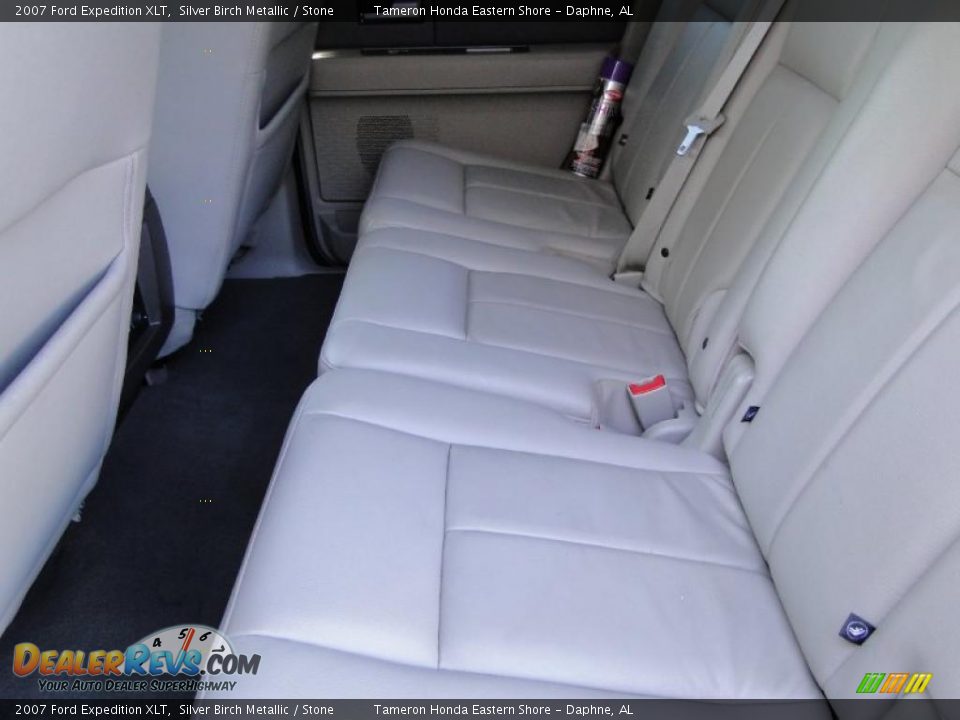 2007 Ford Expedition XLT Silver Birch Metallic / Stone Photo #29