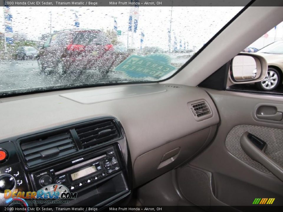 2000 Honda Civic EX Sedan Titanium Metallic / Beige Photo #21