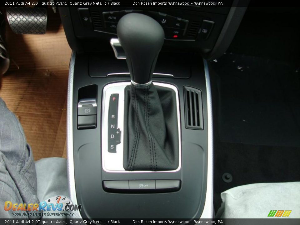 2011 Audi A4 2.0T quattro Avant Shifter Photo #31