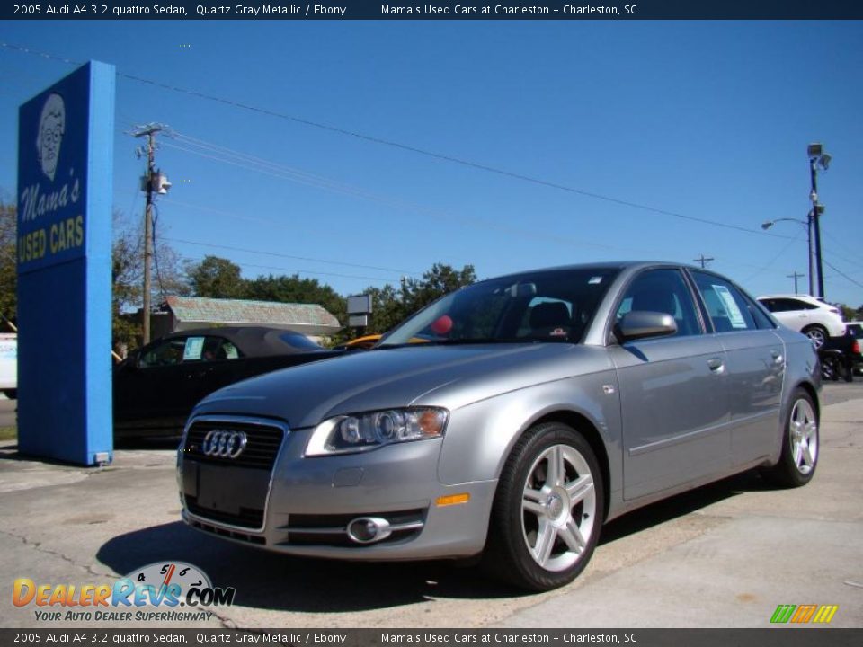 Front 3/4 View of 2005 Audi A4 3.2 quattro Sedan Photo #4