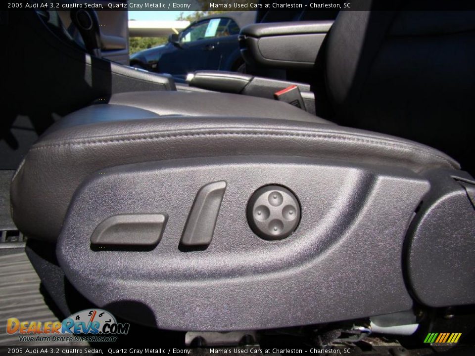 Controls of 2005 Audi A4 3.2 quattro Sedan Photo #10
