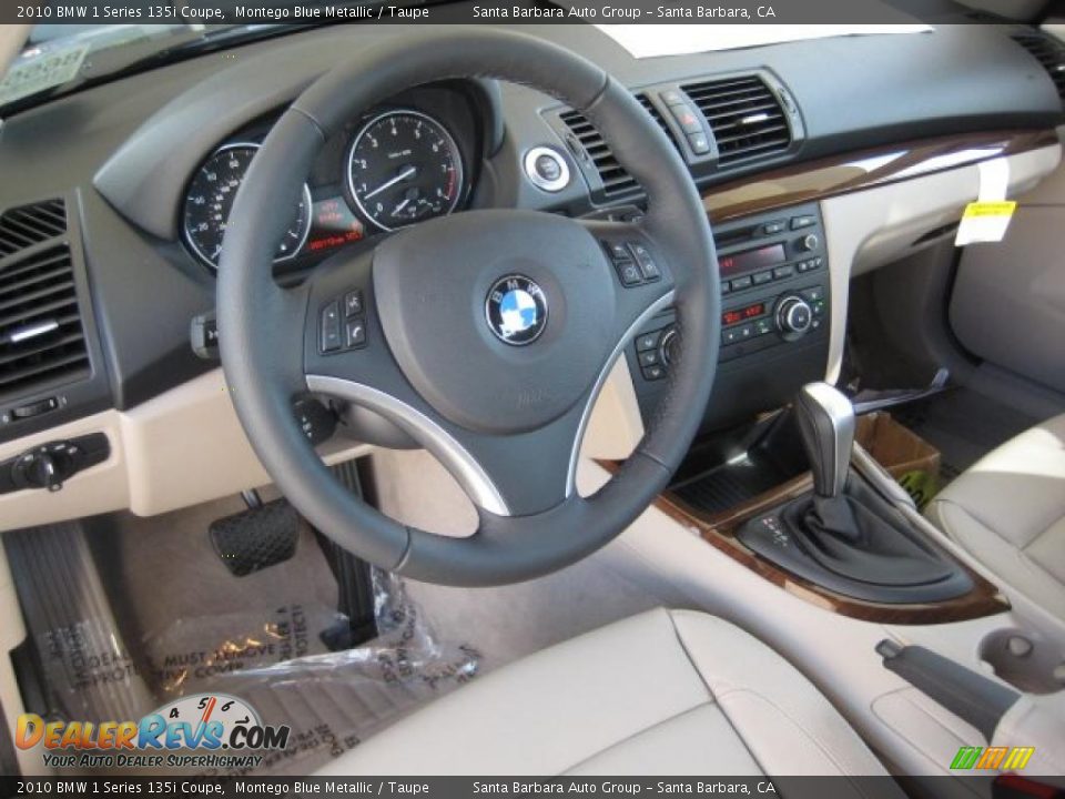 Taupe Interior - 2010 BMW 1 Series 135i Coupe Photo #4