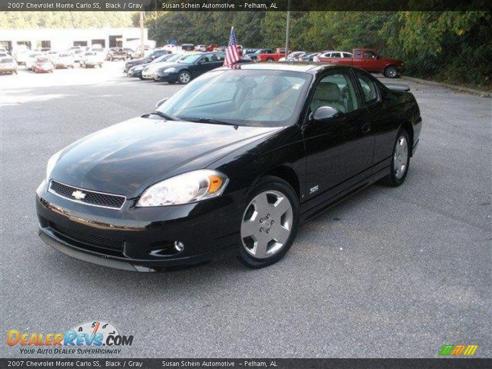 Front 3/4 View of 2007 Chevrolet Monte Carlo SS Photo #7