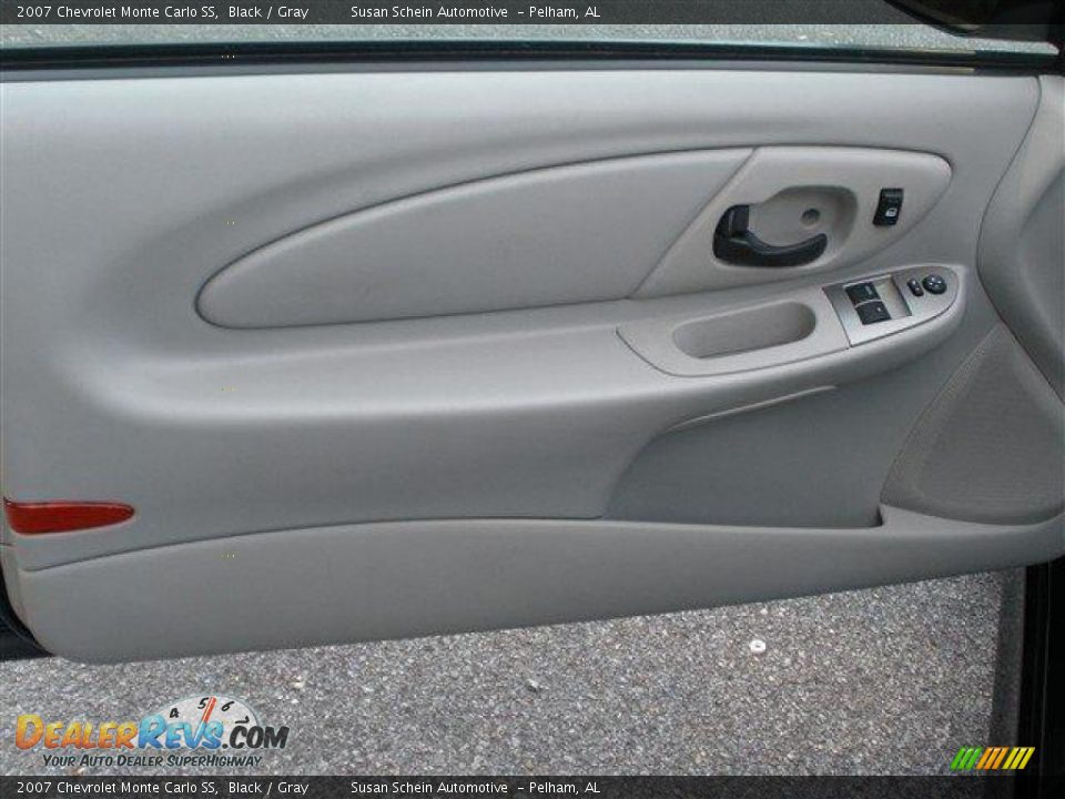 Door Panel of 2007 Chevrolet Monte Carlo SS Photo #13