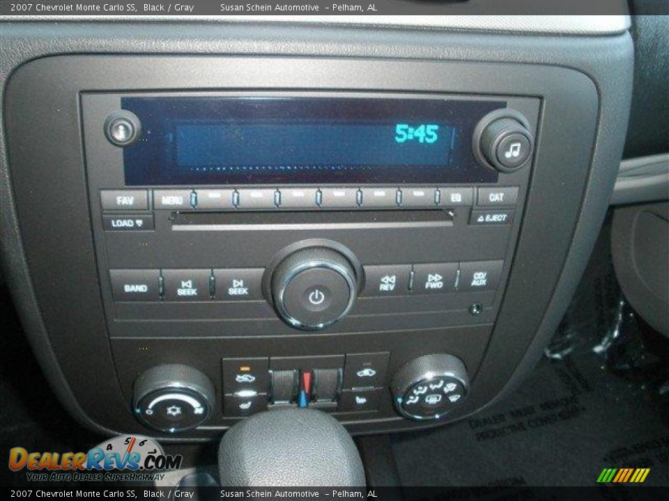 Controls of 2007 Chevrolet Monte Carlo SS Photo #19