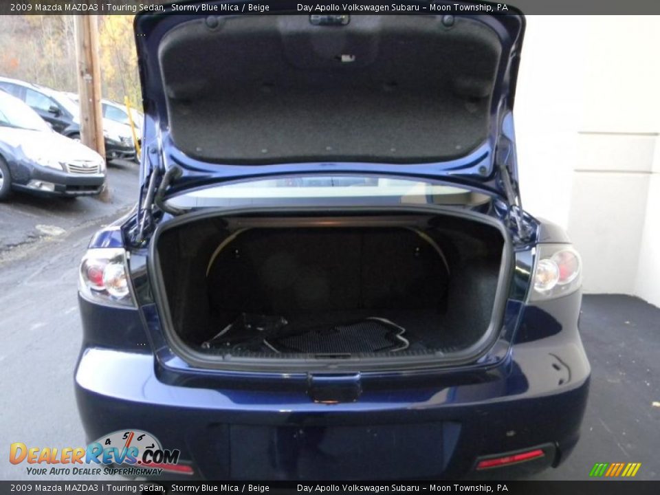 2009 Mazda MAZDA3 i Touring Sedan Trunk Photo #9