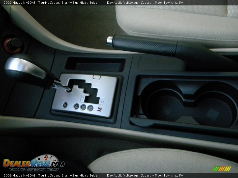 2009 Mazda MAZDA3 i Touring Sedan Shifter Photo #25