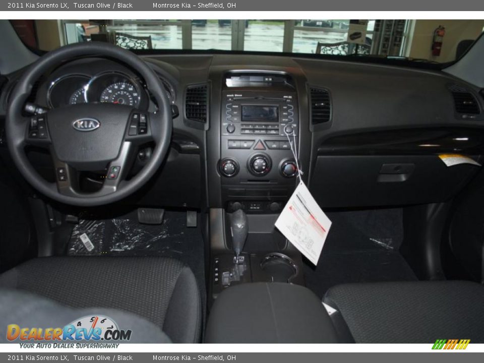 Dashboard of 2011 Kia Sorento LX Photo #11