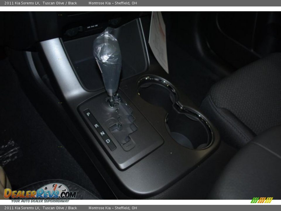 2011 Kia Sorento LX Shifter Photo #34