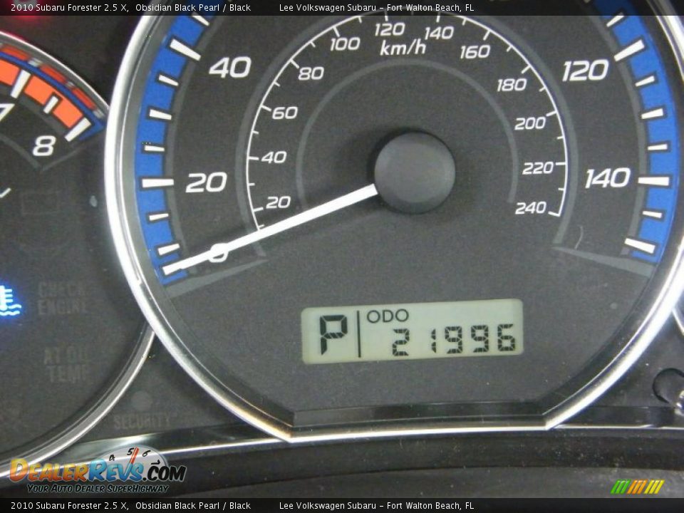 2010 Subaru Forester 2.5 X Obsidian Black Pearl / Black Photo #29