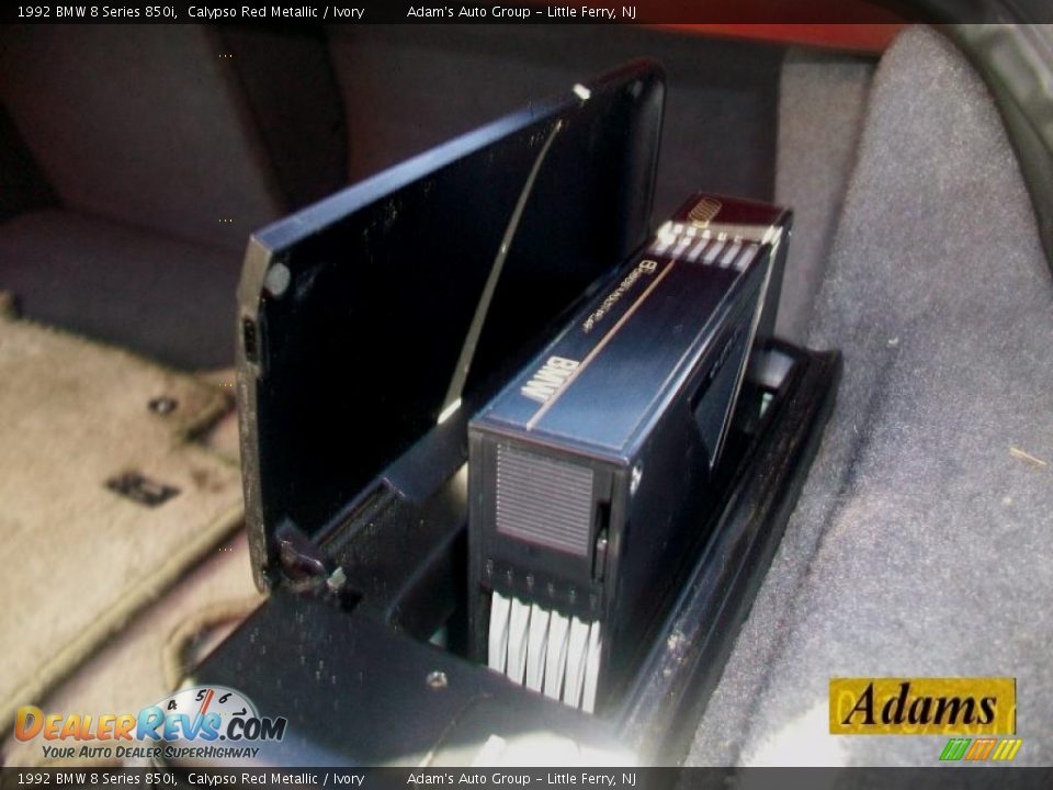 1992 BMW 8 Series 850i Calypso Red Metallic / Ivory Photo #28