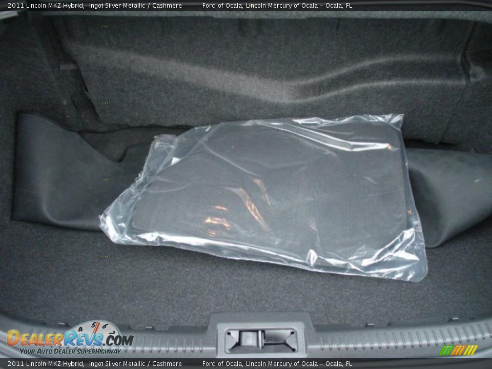 2011 Lincoln MKZ Hybrid Trunk Photo #10