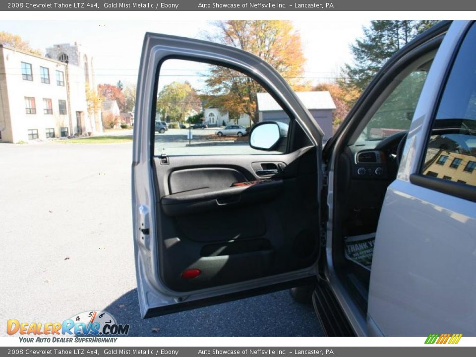 2008 Chevrolet Tahoe LTZ 4x4 Gold Mist Metallic / Ebony Photo #13