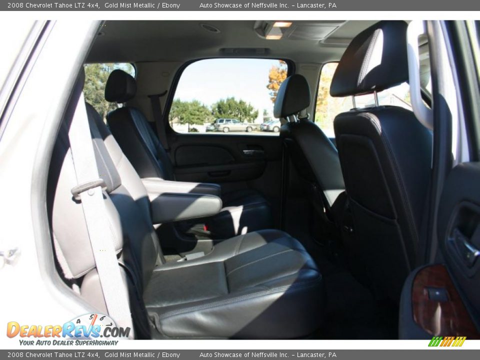 2008 Chevrolet Tahoe LTZ 4x4 Gold Mist Metallic / Ebony Photo #20