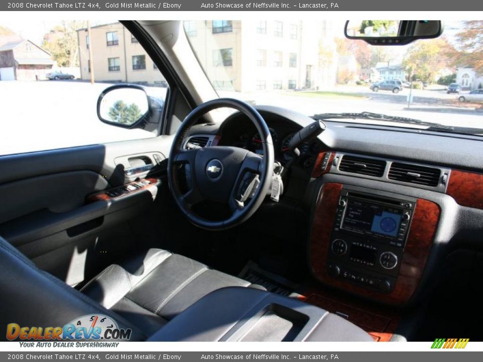 2008 Chevrolet Tahoe LTZ 4x4 Gold Mist Metallic / Ebony Photo #23