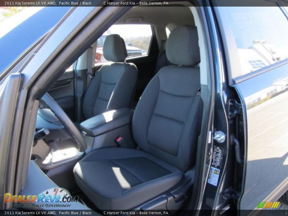 Black Interior - 2011 Kia Sorento LX V6 AWD Photo #11