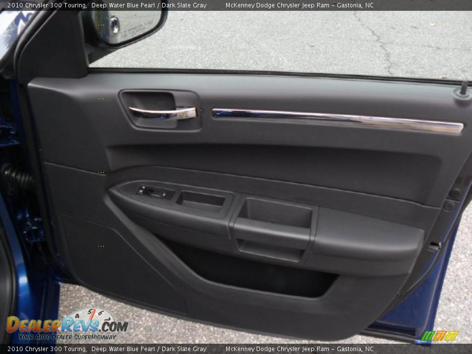 Door Panel of 2010 Chrysler 300 Touring Photo #21