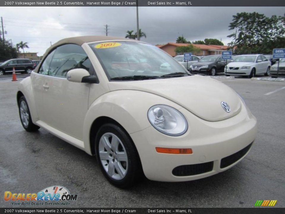 2007 Volkswagen New Beetle 2.5 Convertible Harvest Moon Beige / Cream Photo #7