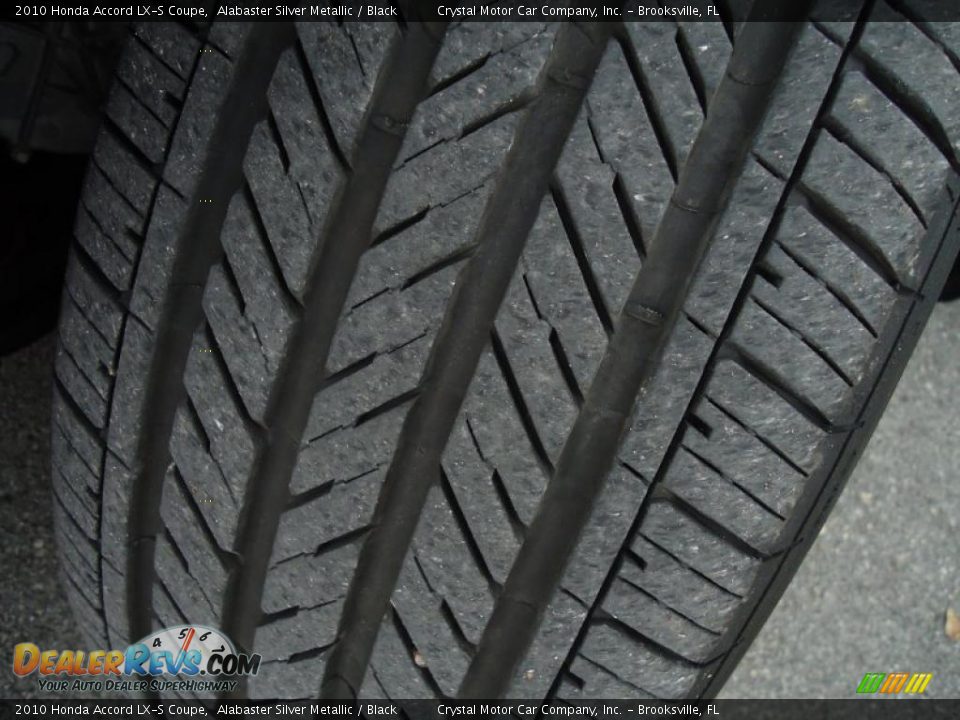 2010 Honda Accord LX-S Coupe Alabaster Silver Metallic / Black Photo #20