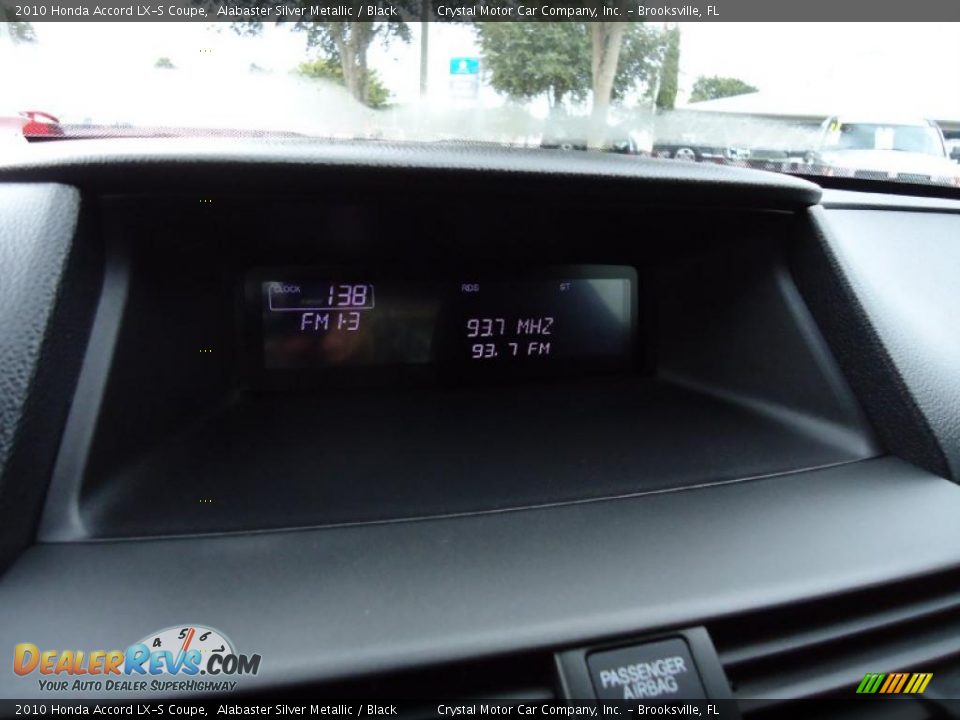 2010 Honda Accord LX-S Coupe Alabaster Silver Metallic / Black Photo #28