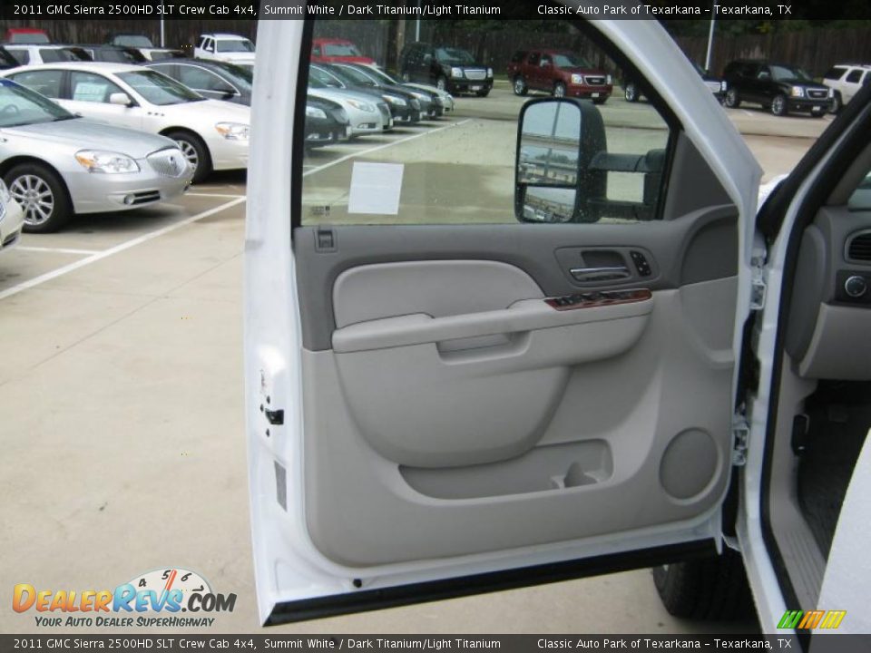 Door Panel Of 2011 Gmc Sierra 2500hd Slt Crew Cab 4x4 Photo 17