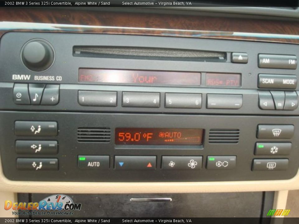 Controls of 2002 BMW 3 Series 325i Convertible Photo #16