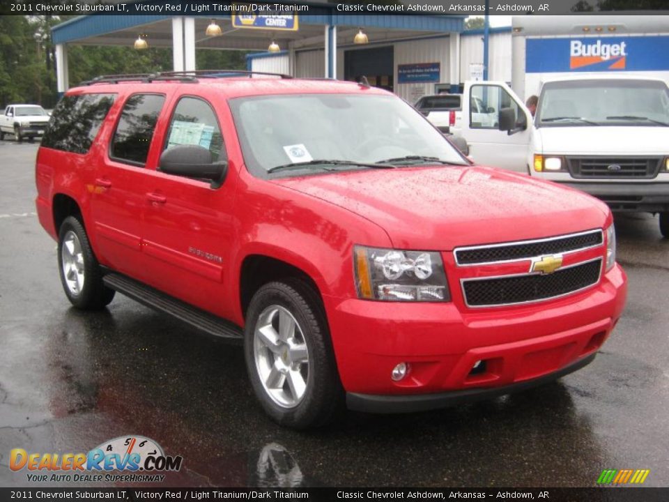 2011 Chevrolet Suburban LT Victory Red / Light Titanium/Dark Titanium Photo #7