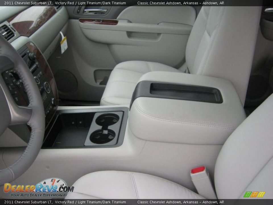 Light Titanium/Dark Titanium Interior - 2011 Chevrolet Suburban LT Photo #12