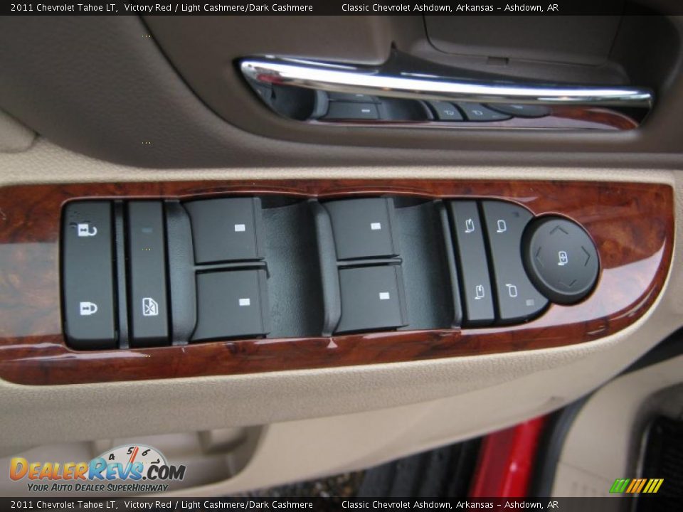 Controls of 2011 Chevrolet Tahoe LT Photo #20