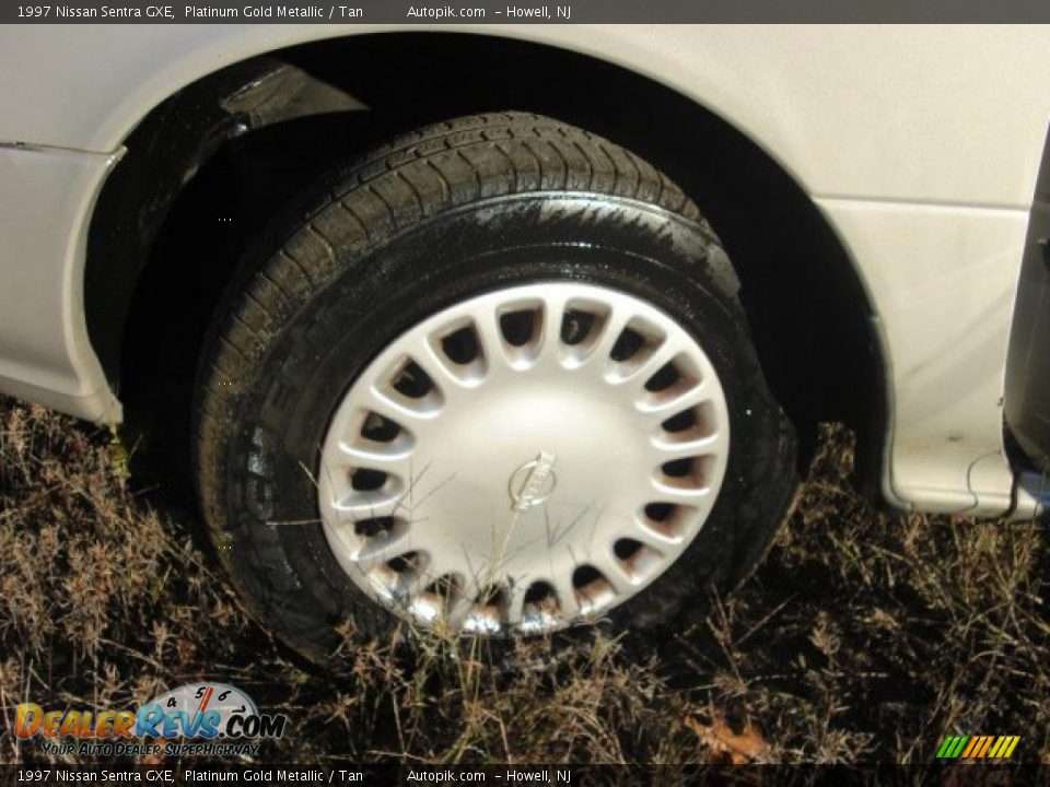 1997 Nissan Sentra GXE Wheel Photo #7