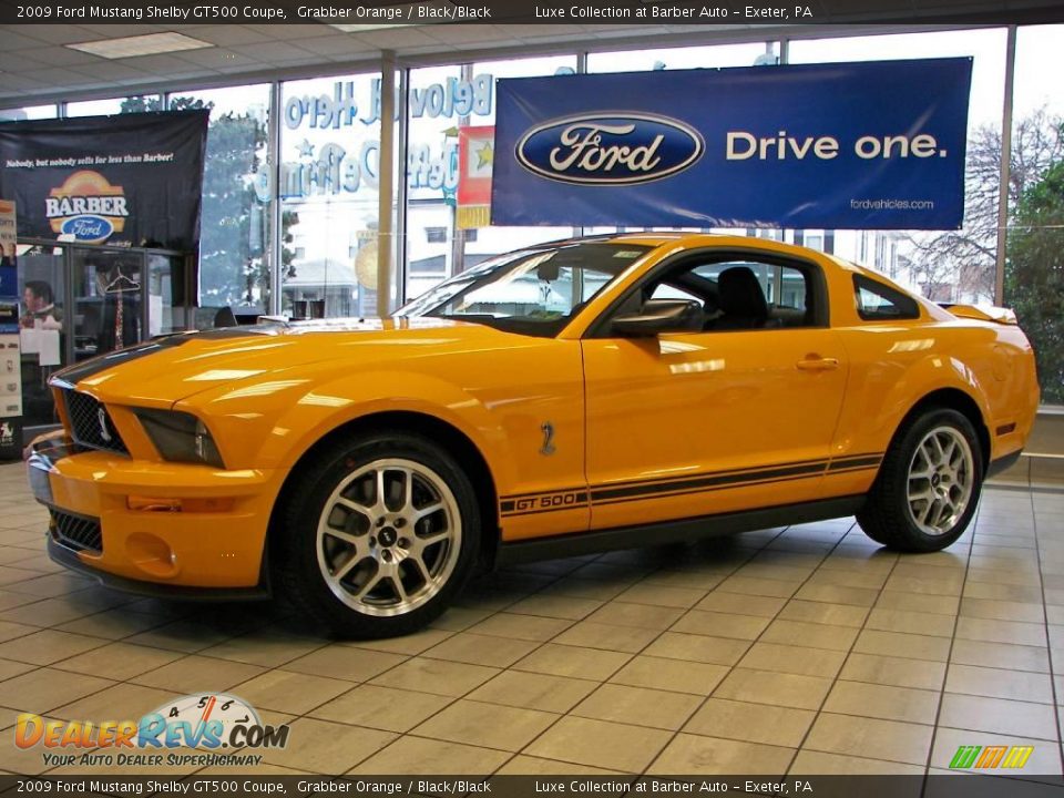 Front 3/4 View of 2009 Ford Mustang Shelby GT500 Coupe Photo #1