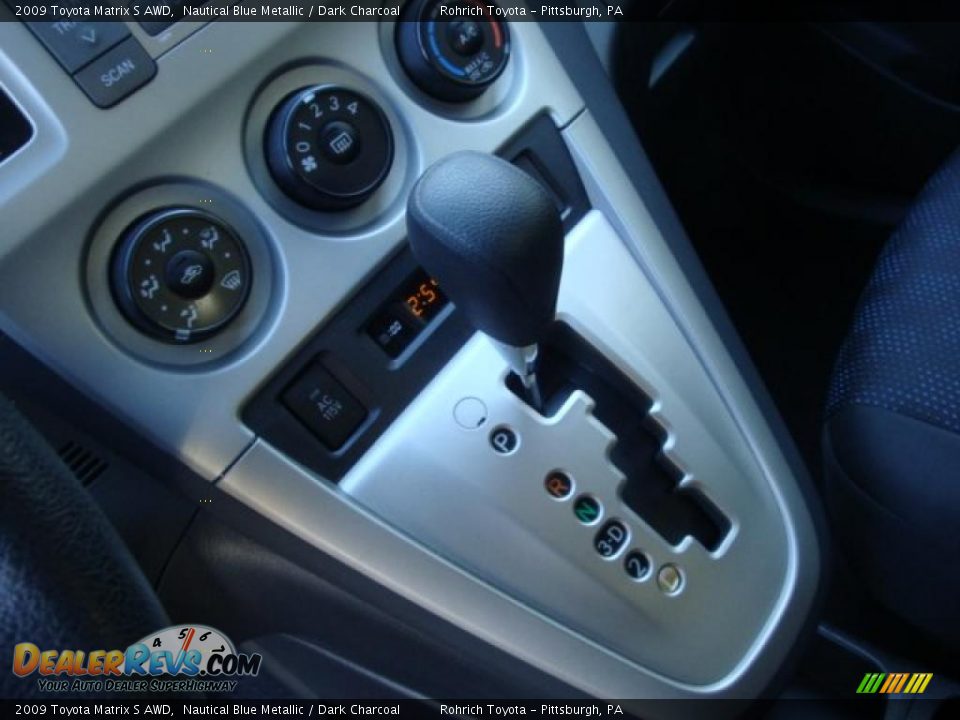 2009 Toyota Matrix S AWD Nautical Blue Metallic / Dark Charcoal Photo #17