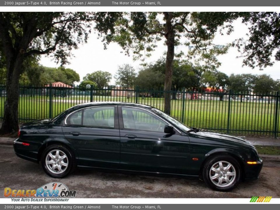 2000 Jaguar S-Type 4.0 British Racing Green / Almond Photo #11