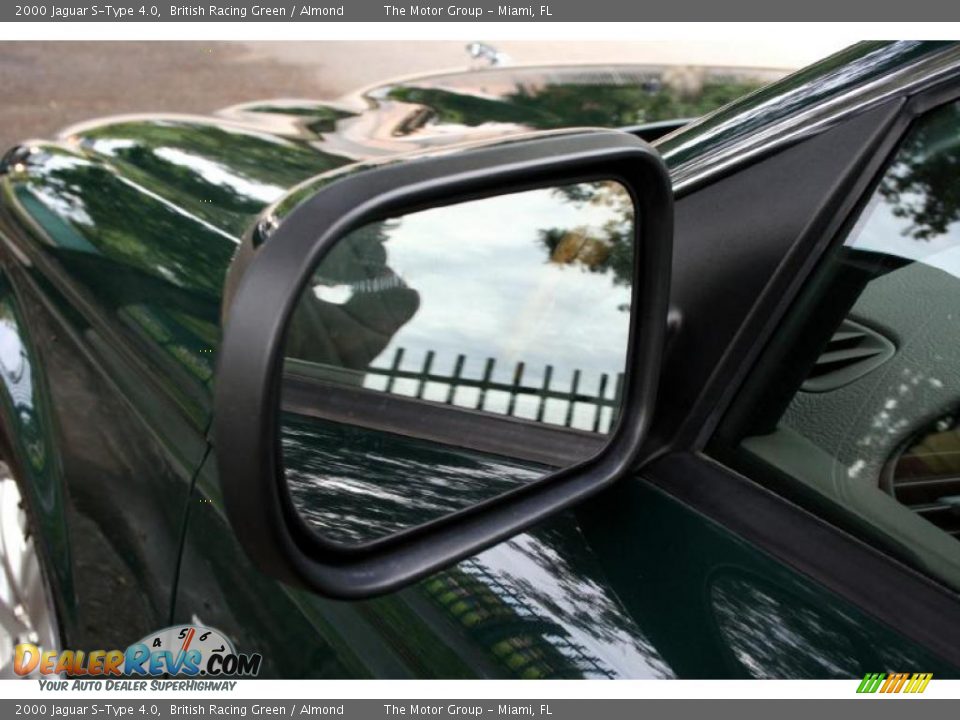 2000 Jaguar S-Type 4.0 British Racing Green / Almond Photo #23