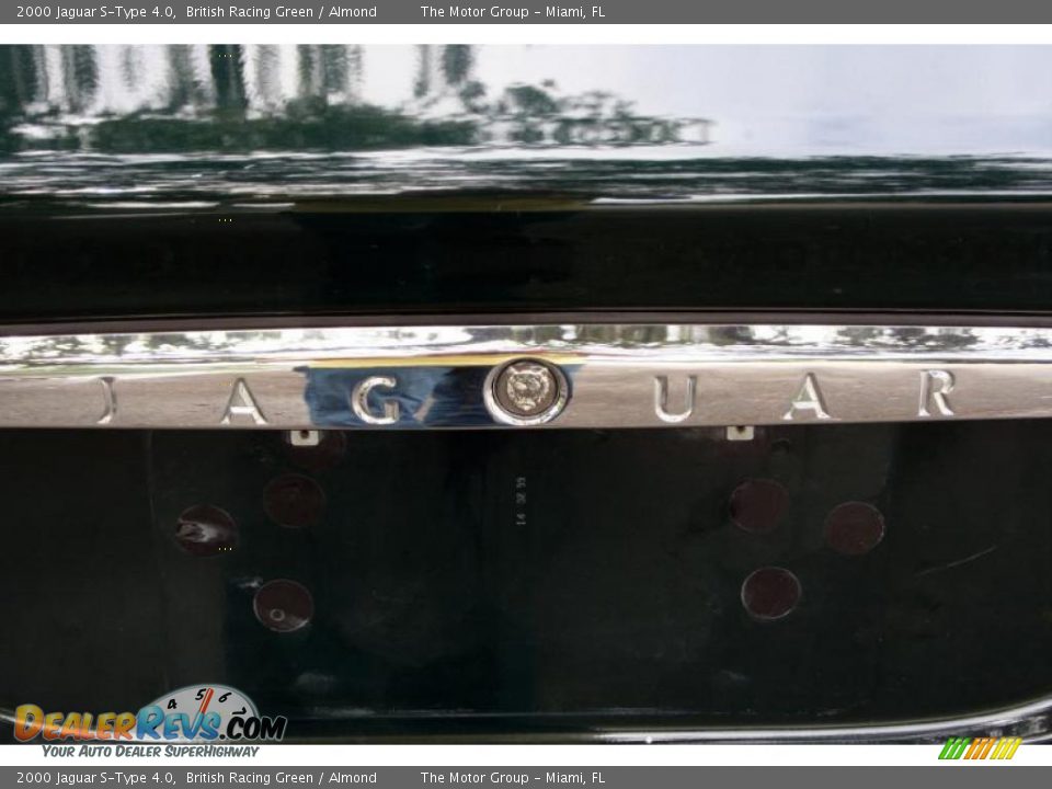 2000 Jaguar S-Type 4.0 British Racing Green / Almond Photo #29