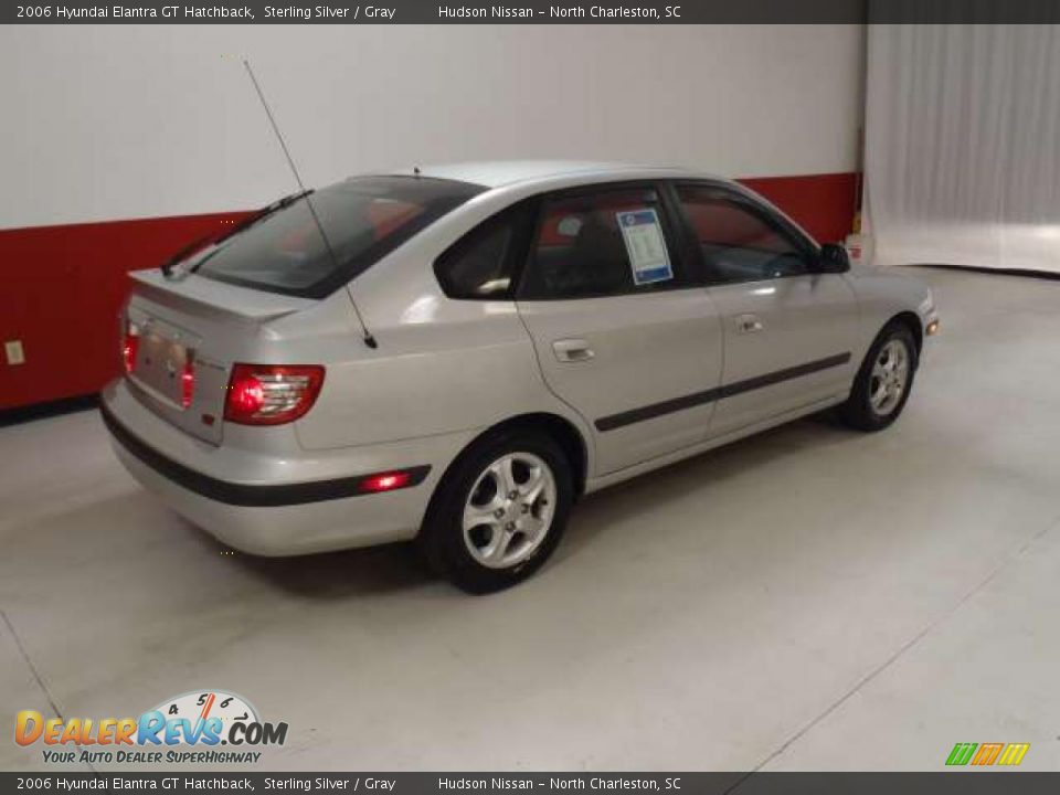 2006 Hyundai Elantra GT Hatchback Sterling Silver / Gray Photo #4