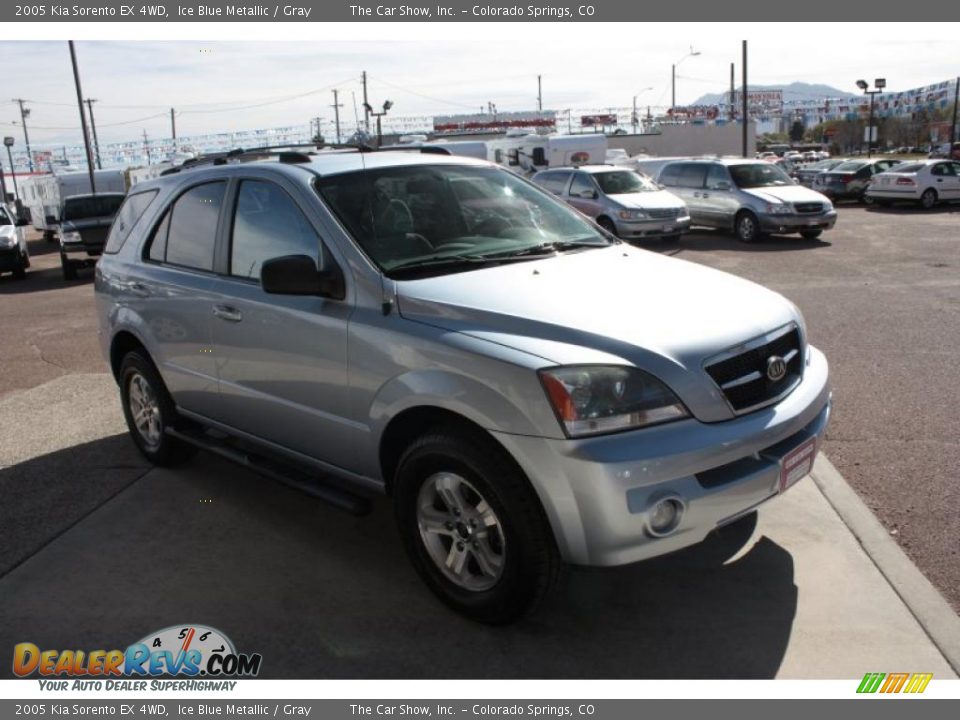 2005 Kia Sorento EX 4WD Ice Blue Metallic / Gray Photo #2