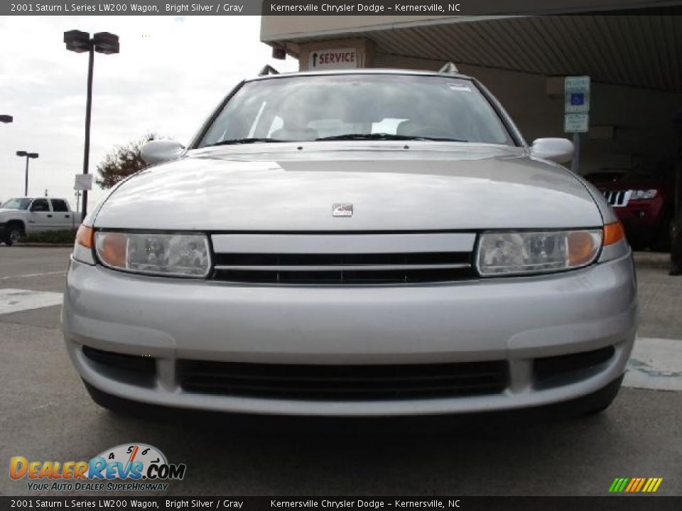 2001 Saturn L Series LW200 Wagon Bright Silver / Gray Photo #8