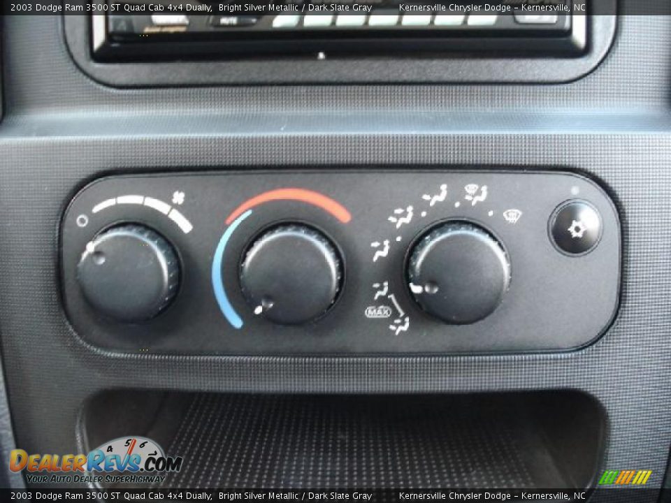 Controls of 2003 Dodge Ram 3500 ST Quad Cab 4x4 Dually Photo #22