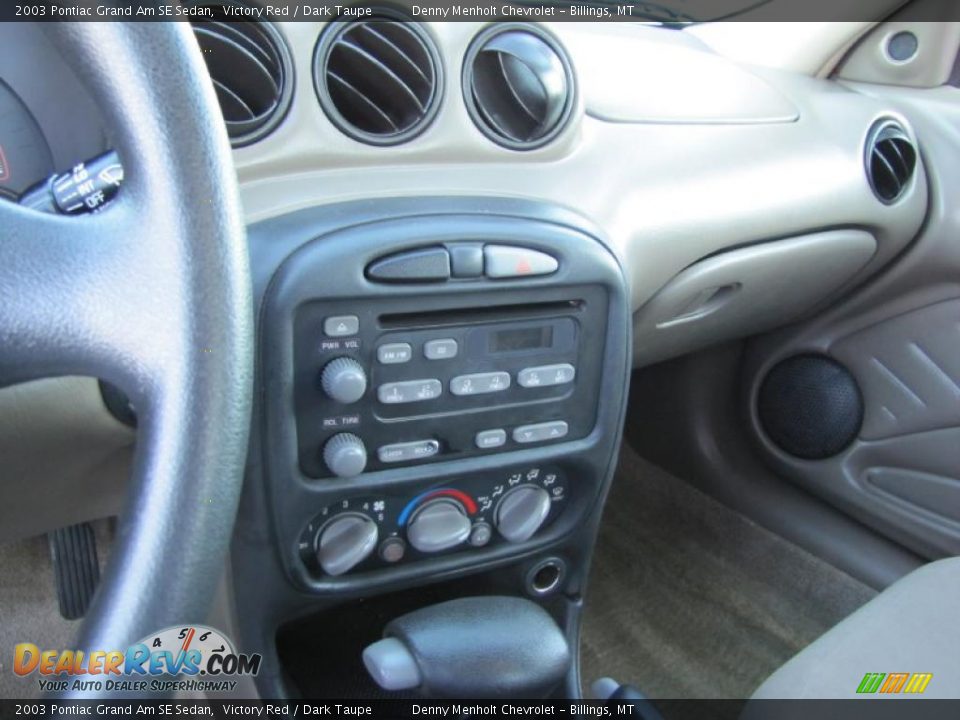 2003 Pontiac Grand Am SE Sedan Victory Red / Dark Taupe Photo #7