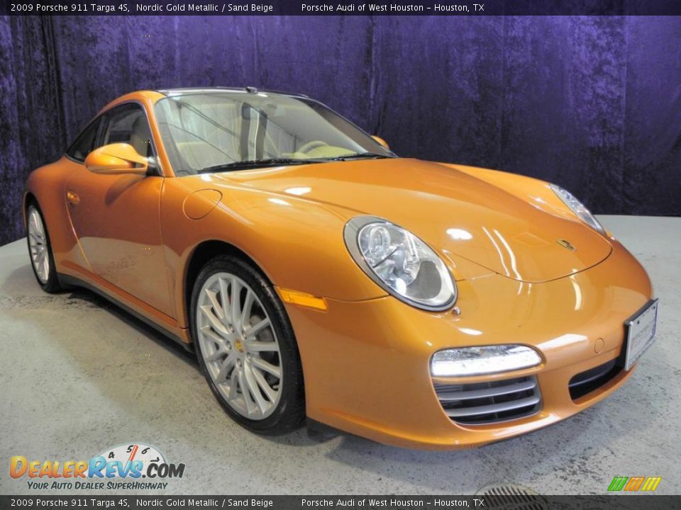 Front 3/4 View of 2009 Porsche 911 Targa 4S Photo #1