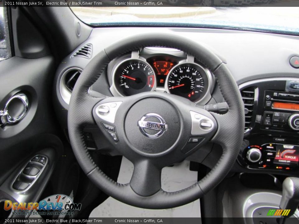 2011 Nissan Juke SV Steering Wheel Photo #11