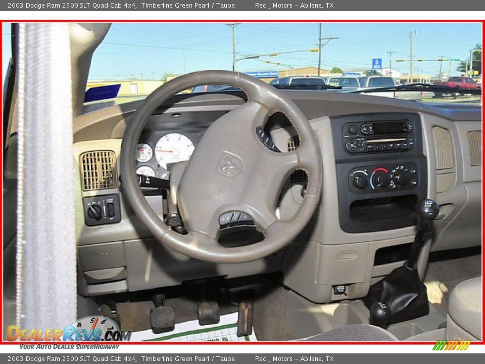 Dashboard of 2003 Dodge Ram 2500 SLT Quad Cab 4x4 Photo #28