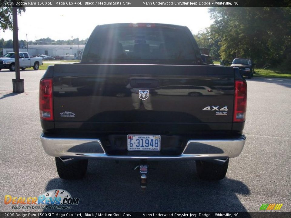 2006 Dodge Ram 1500 SLT Mega Cab 4x4 Black / Medium Slate Gray Photo #17