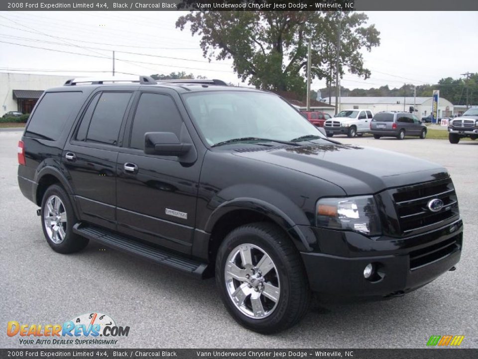 Front 3/4 View of 2008 Ford Expedition Limited 4x4 Photo #3