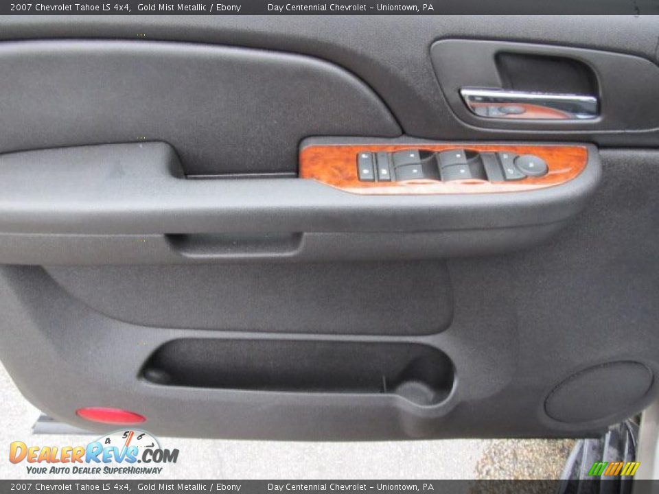 2007 Chevrolet Tahoe LS 4x4 Gold Mist Metallic / Ebony Photo #10